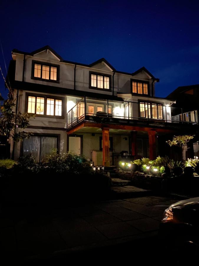Bay View House Bed & Breakfast Ванкувър Екстериор снимка