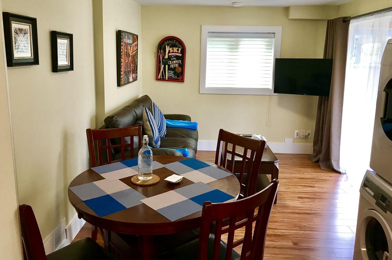 Bay View House Bed & Breakfast Ванкувър Екстериор снимка